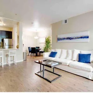 Apartment The Nest A Spacious 1 Bedroom With A Pool View, Los Angeles